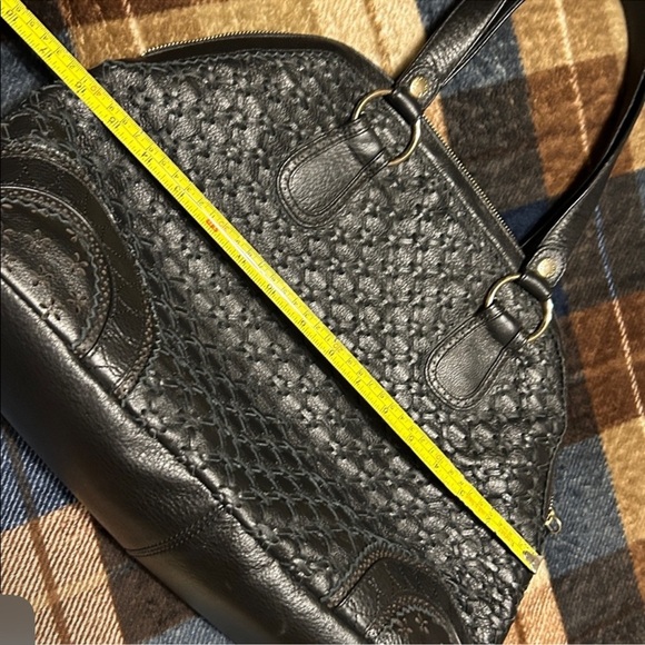 Elliott Lucca Black Woven Shoulder Bag - Picture 8 of 12